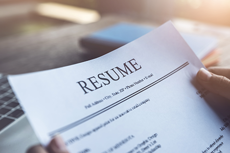 Featured image for “5 Essential Tips for Writing an Impressive Resume”